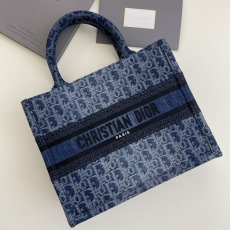 Christian Dior Shopping Bags